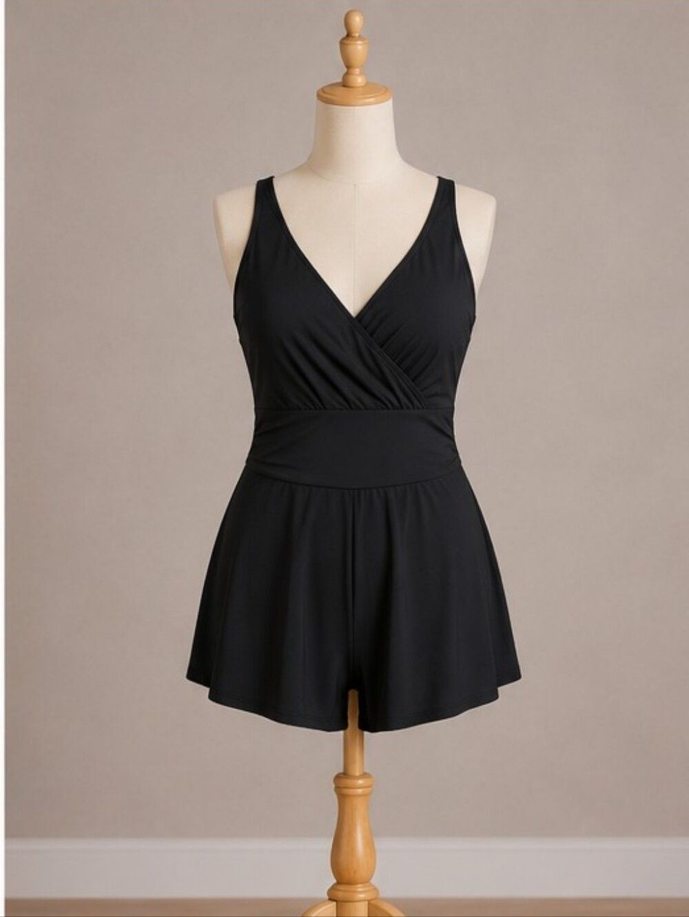 Vanishing Act Black Women's V-Neck One-Piece Swimsuit Belly Control Plus Size 14